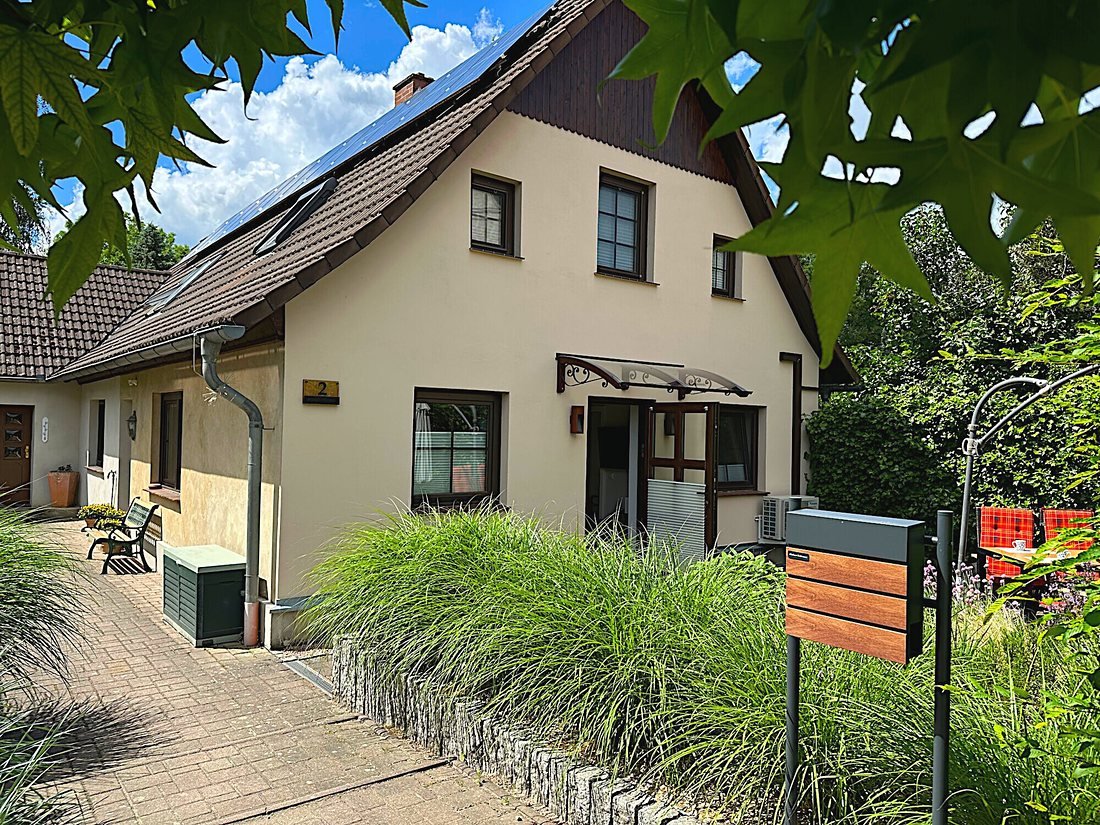 Außenansicht des Ferienhauses Kirch-Winkel mit eigenem Eingang